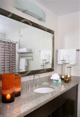 фото отеля Doubletree Hotel Chicago-Magnificent Mile