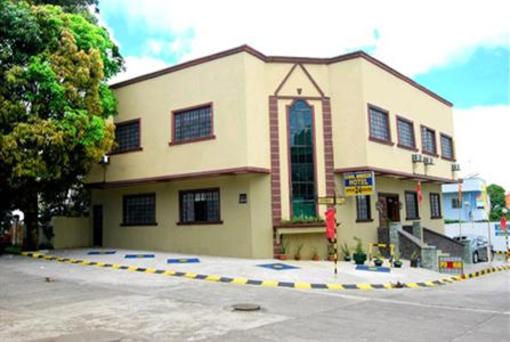 фото отеля Cool Breeze Hotel and Villas Tagaytay