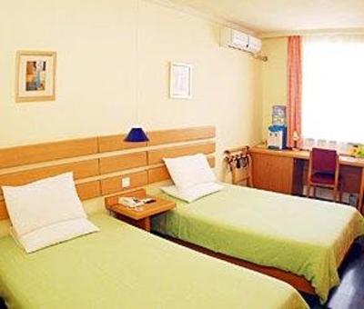 фото отеля Home Inn Rongcheng Chengshan Avenue