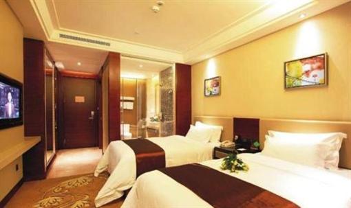 фото отеля Royal International Hotel