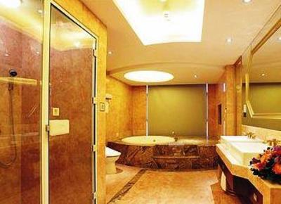 фото отеля Royal International Hotel