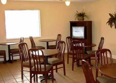 фото отеля Executive Inn Express