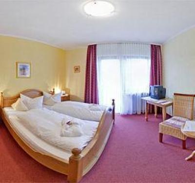 фото отеля Hotel Bergruh Fussen