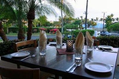 фото отеля Maui Coast Hotel