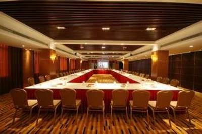 фото отеля Four Seasons Rayli Hotel