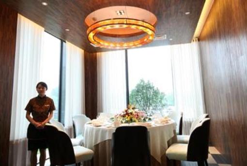 фото отеля Four Seasons Rayli Hotel