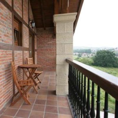 фото отеля Apartamentos Altamira
