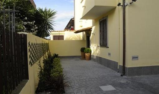 фото отеля Residence Villa Emidia Rome