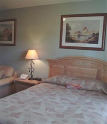 фото отеля Rugged Country Lodge