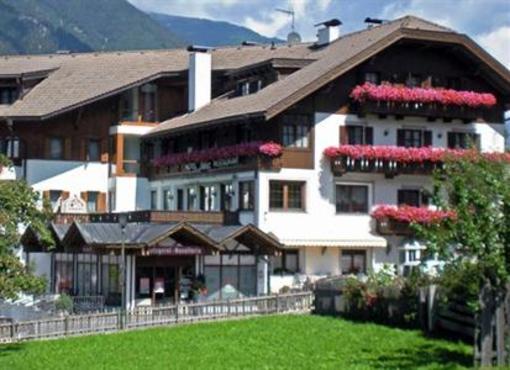 фото отеля Hotel Adler Rasen-Antholz