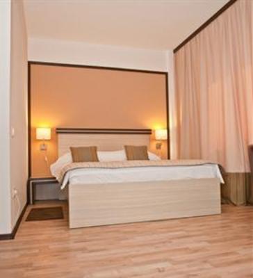фото отеля Check Inn Hotel