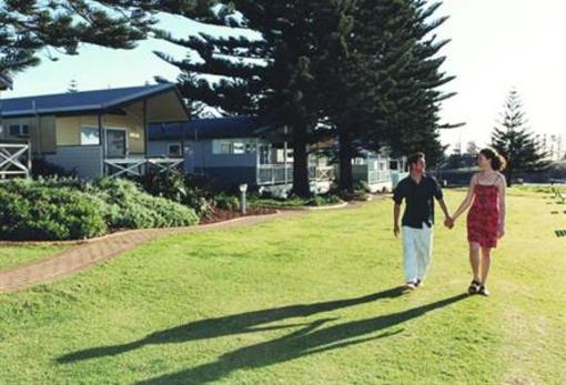 фото отеля Surf Beach Holiday Park Accomodation Kiama