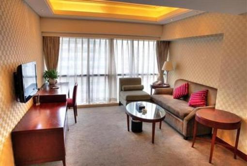 фото отеля Landi Apartment Hotel