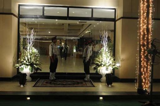 фото отеля Little Chef Hotel