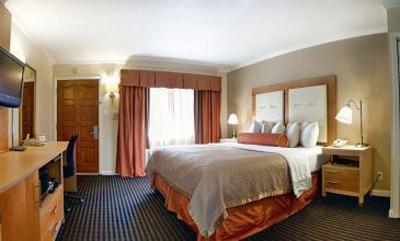фото отеля Millwood Inn & Suites