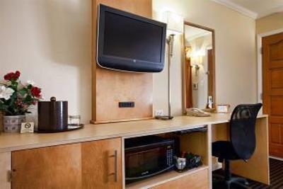 фото отеля Millwood Inn & Suites
