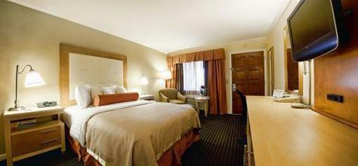 фото отеля Millwood Inn & Suites