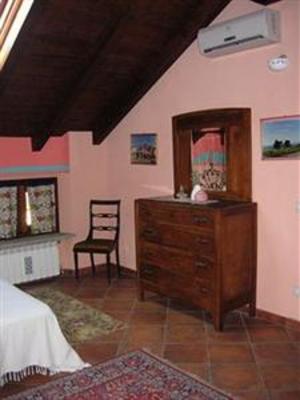 фото отеля Il Pioppo e La Fonte Bed & Breakfast Castello d'Agogna