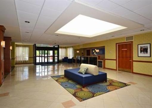 фото отеля Holiday Inn Express Boston South - Brockton