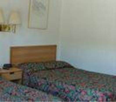 фото отеля American Budget Inn and Suites Modesto