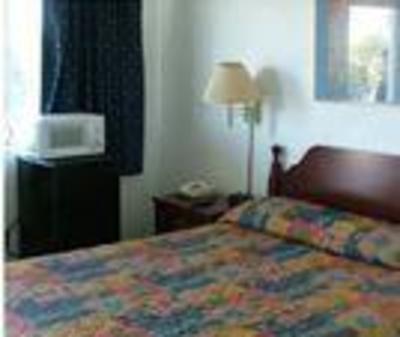 фото отеля American Budget Inn and Suites Modesto