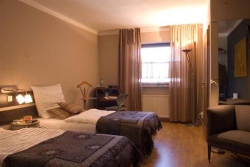 фото отеля Art Hotel Sonnenhof Hanau