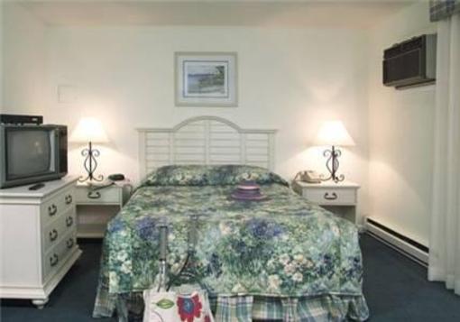 фото отеля Cape Winds Resort