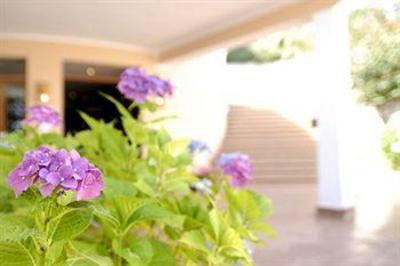 фото отеля Hotel Pedraladda