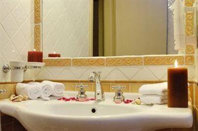 фото отеля Hotel Pedraladda