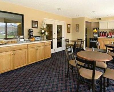 фото отеля Super 8 Slidell