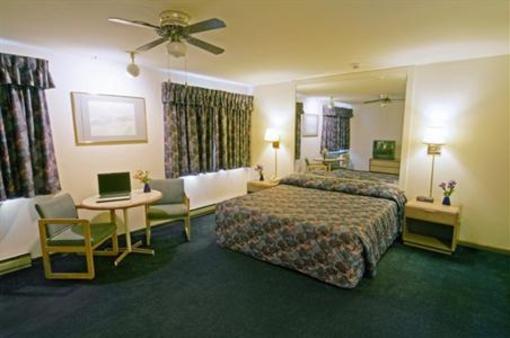 фото отеля Americas Best Value Inn La Crosse