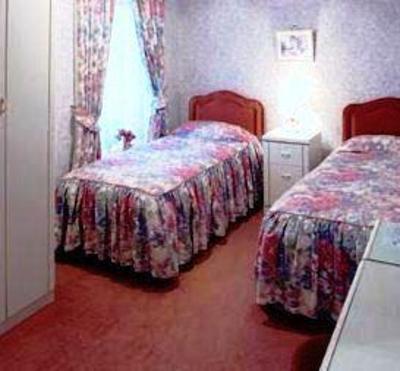 фото отеля La Suisse Service Apartments Prestwich