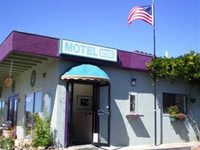 Whitehouse Inn