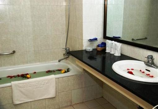 фото отеля Halong Bay Hotel