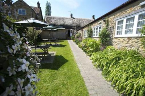 фото отеля The Masons Arms Hotel Yeovil