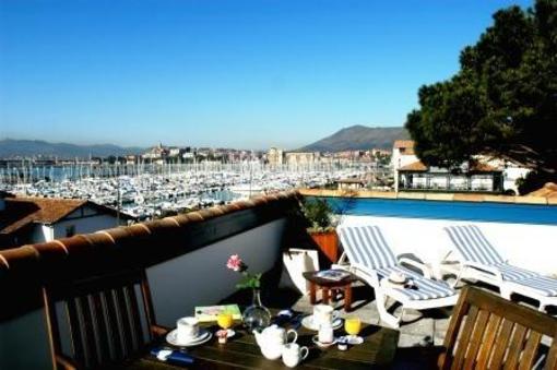 фото отеля Hotel Ibaia Serge Blanco Hendaye