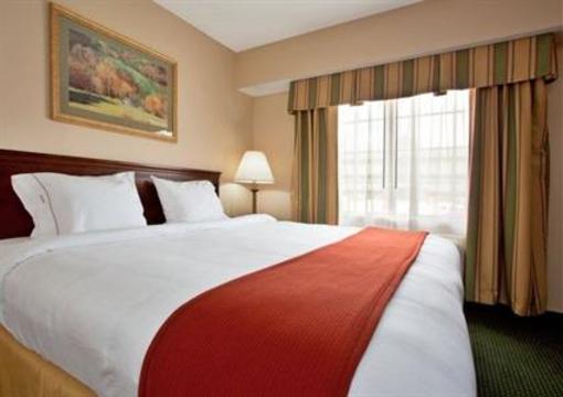 фото отеля Holiday Inn Express Mt. Pleasant-E Huntingdon