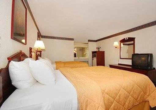 фото отеля Comfort Inn Forsyth