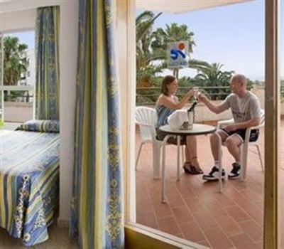 фото отеля Ola Aparthotel Tomir