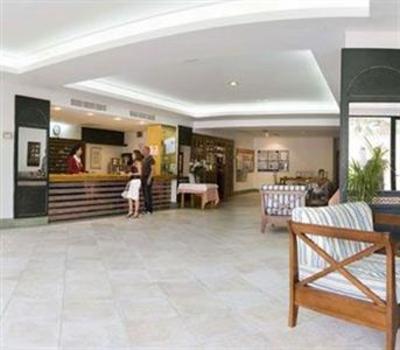 фото отеля Ola Aparthotel Tomir