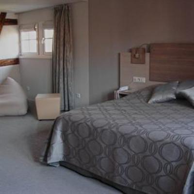 фото отеля Hostellerie au Cygne