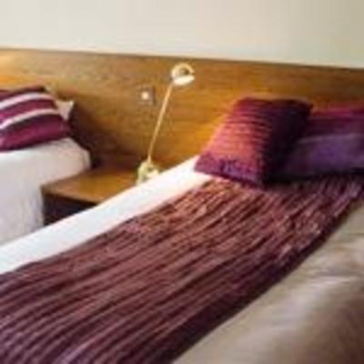 фото отеля Charlemont Arms Hotel