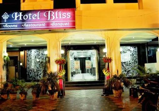 фото отеля Hotel Bliss Kanpur