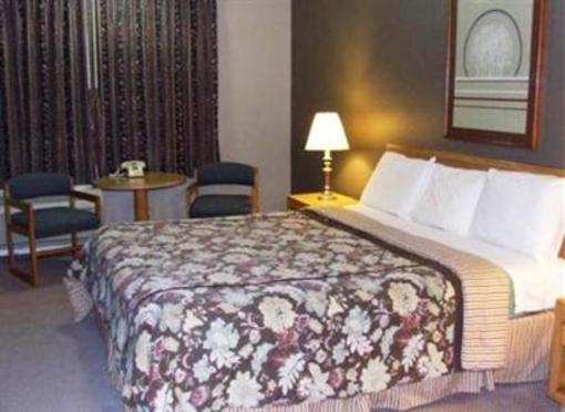 фото отеля Cozy Inn Costa Mesa
