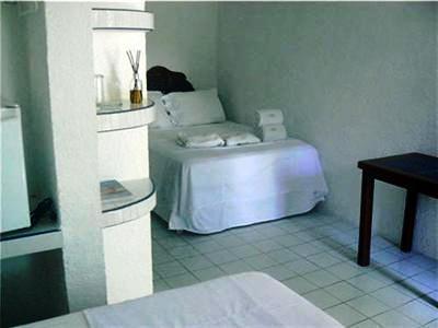 фото отеля Tropical Escape Hotel
