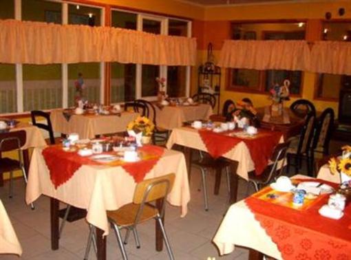 фото отеля Hostal Oasis