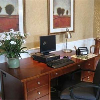 фото отеля Travelodge Commerce