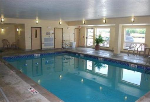 фото отеля Holiday Inn Express Hotel & Suites El Dorado