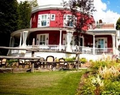 фото отеля Auberge De La Tour Du Lac