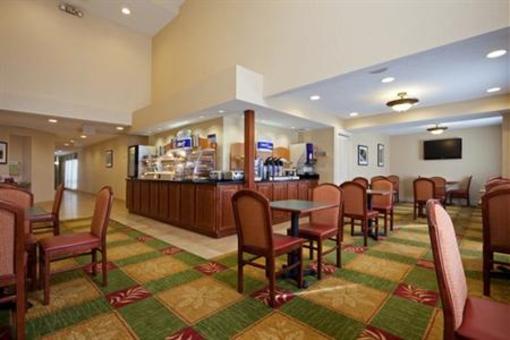 фото отеля Holiday Inn Express Keene